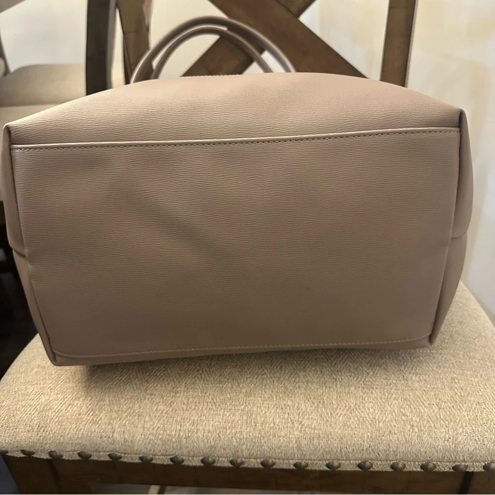 Longchamp Le Pliage City shoulder tote bag in the color taupe Large - Picture 6 of 16